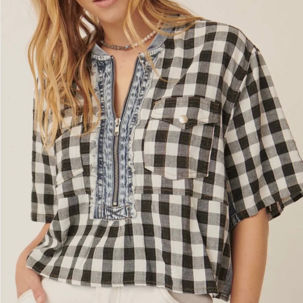 Checkered zipper Top